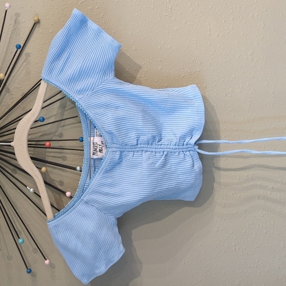 Princess Polly cinched crop light blue top size 2 - Picture 1 of 10